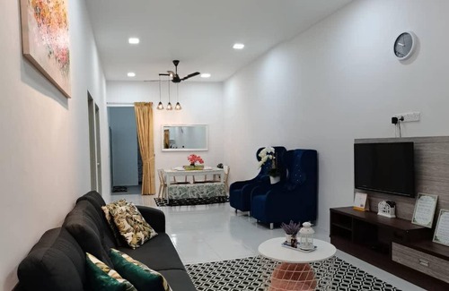 Jerantut House | 1000 m² House ∙ 4 bedrooms ∙ 8 guests