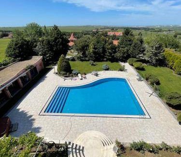 Silivri Villa | 1000 m² Villa ∙ 4 bedrooms ∙ 12 guests