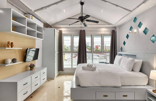 South Pattaya Villa | 1000 m² Villa ∙ 8 bedrooms ∙ 20 guests