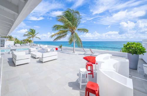 Les Terres Basses Villa | 10000 m² Villa ∙ 7 bedrooms ∙ 14 guests