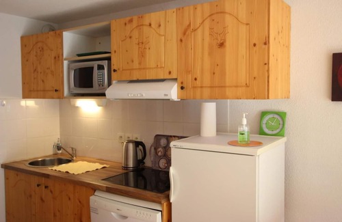 Chamrousse Apartment | 100m from ski slopes, Ground floor, terrace, tv, 25m², Chamrousse