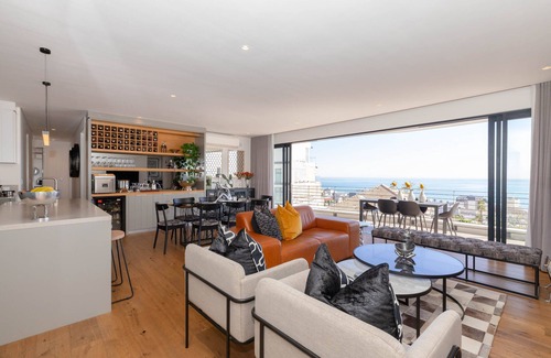 Sea Point Apartment | 101 Alpha One - Lavish Luxe Apartment by HMH