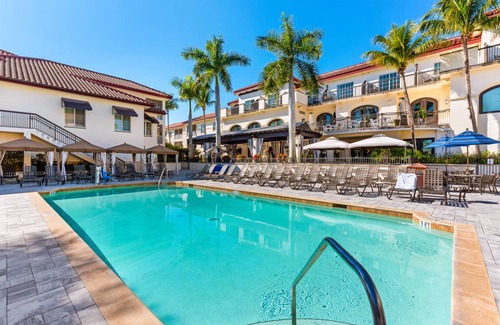 Redevelopment Area Condo | 101 m² Condo ∙ 2 bedrooms ∙ 4 guests