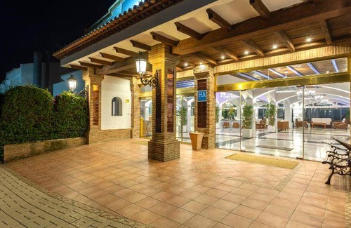 Urbanizacion Hacienda las Chapas Apartment | 101 m² Serviced apartment ∙ 2 bedrooms ∙ 127 guests