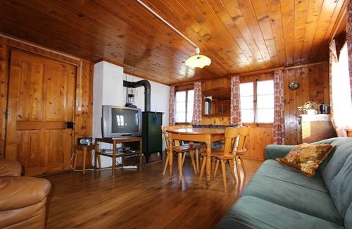 Chateau-d'Oex Apartment | 102 m² Apartment ∙ 3 bedrooms ∙ 7 guests