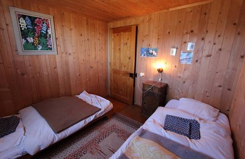 Chateau-d'Oex Apartment | 102 m² Apartment ∙ 3 bedrooms ∙ 7 guests