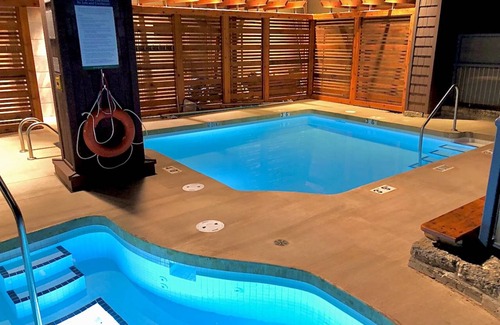 Whistler Village Condo | 102 m² Condo ∙ 3 bedrooms ∙ 8 guests