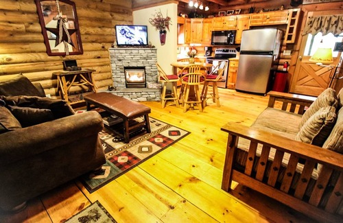Todd House | 102 m² House ∙ 2 bedrooms ∙ 6 guests