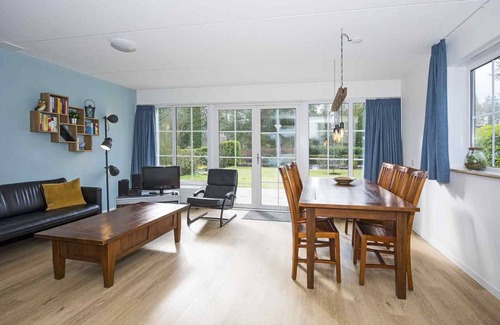Hellendoorn House | 102 m² House ∙ 3 bedrooms ∙ 6 guests