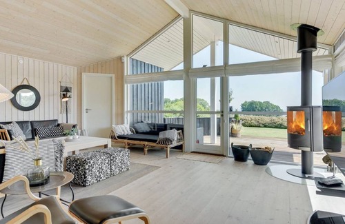 Mommark Strand House | 102 m² House ∙ 1 bedroom ∙ 8 guests