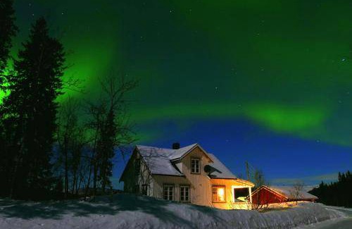 Brønnøy House | 103 m² House ∙ 3 bedrooms ∙ 8 guests