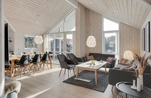 Hou House | 103 m² House ∙ 4 bedrooms ∙ 8 guests