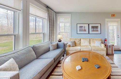 The Blue Mountains Condo | 104 m² Condo ∙ 2 bedrooms ∙ 6 guests