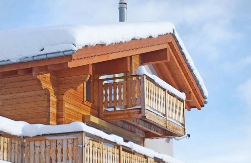 Heremence House | 105 m² House ∙ 3 bedrooms ∙ 6 guests