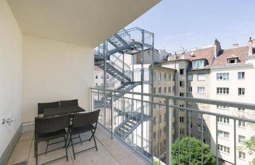 Leopoldstadt Apartment | 107 m² Apartment ∙ 4 bedrooms ∙ 10 guests