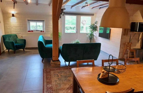 Zuideinde House | 107 m² House ∙ 4 bedrooms ∙ 9 guests