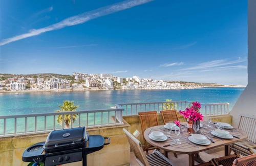 St. Paul's Bay Apartment | 108 m² Apartment ∙ 3 bedrooms ∙ 9 guests