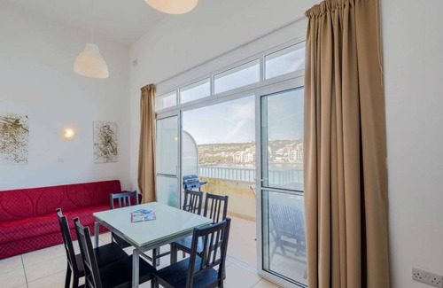 St. Paul's Bay Apartment | 108 m² Apartment ∙ 3 bedrooms ∙ 9 guests