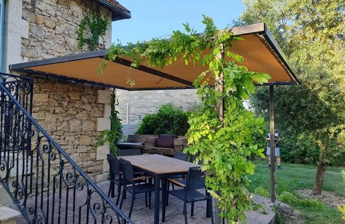 Betaille House | 108 m² Gîte ∙ 3 bedrooms ∙ 6 guests