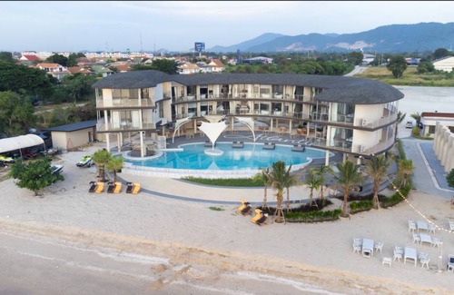 Chonburi Hotel | 108 m² Hotel ∙ 2 guests