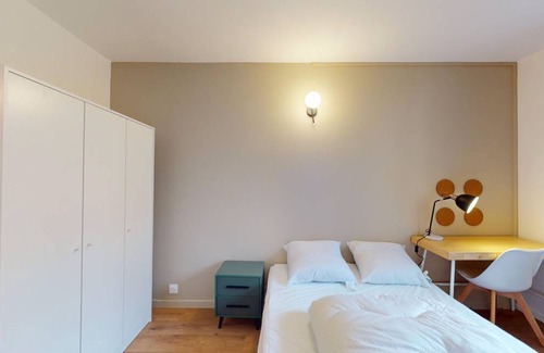 Asnieres-sur-Seine Resort | 108 m² Private room ∙ 1 bedroom ∙ 2 guests