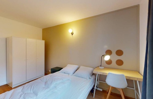 Asnieres-sur-Seine Resort | 108 m² Private room ∙ 1 bedroom ∙ 2 guests