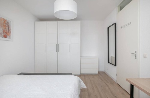 Municipality of Capelle aan den IJssel Resort | 108 m² Private room ∙ 1 bedroom ∙ 1 guest