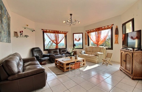 Minihy-Treguier House | 109 m² Gîte ∙ 2 bedrooms ∙ 4 guests