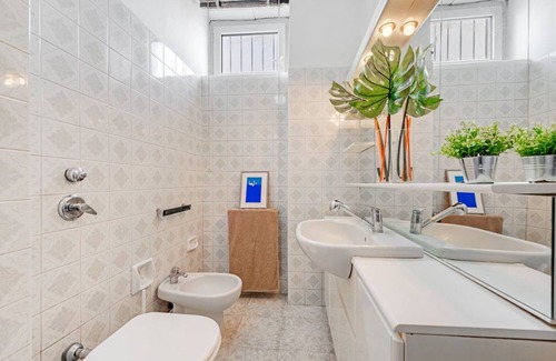 Buccinasco Resort | 109 m² Private room ∙ 1 bedroom ∙ 4 guests
