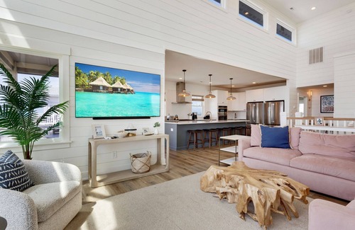 Hatteras House | 10BR Oceanfront Escape | Pool Hot Tub Views