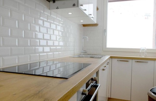 Tignes le Lac Apartment | 10m from ski slopes, 2nd floor, balcony, tv, ski locker, 52m², Tignes