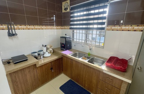 Central Seberang Perai House | 10pax 3-bedroom house with WiFi and AC ALMA@Near AEON大山脚