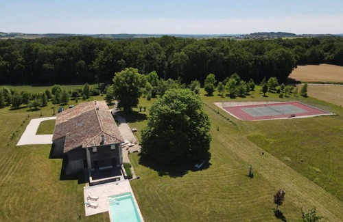 Magnac-Lavalette-Villars Cottage | 115 m² Cabin ∙ 4 bedrooms ∙ 8 guests