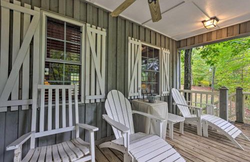 Todd House | 11 Mi to Boone Secluded Pet-Friendly Cabin!