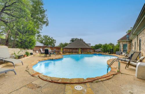 Ederville House | 11 Mi to Dtwn Luxe Home with Pool in Fort Worth