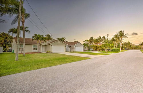 North Palm Beach Heights House | 112 m² House ∙ 3 bedrooms ∙ 8 guests