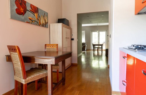 EUR Apartment | 110 m² Apartment ∙ 2 bedrooms ∙ 4 guests
