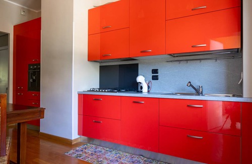 EUR Apartment | 110 m² Apartment ∙ 2 bedrooms ∙ 4 guests