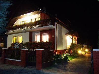 Zalakaros Apartment | 110 m² Apartment ∙ 3 bedrooms ∙ 6 guests