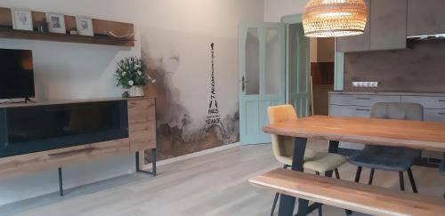 Jindrichuv Hradec Apartment | 110 m² Apartment ∙ 2 bedrooms ∙ 5 guests