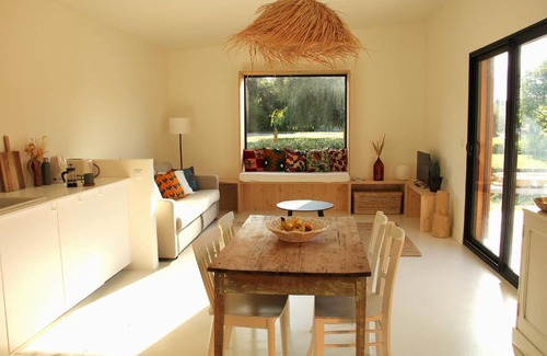 Gouville-sur-Mer House | 110 m² House ∙ 3 bedrooms ∙ 8 guests
