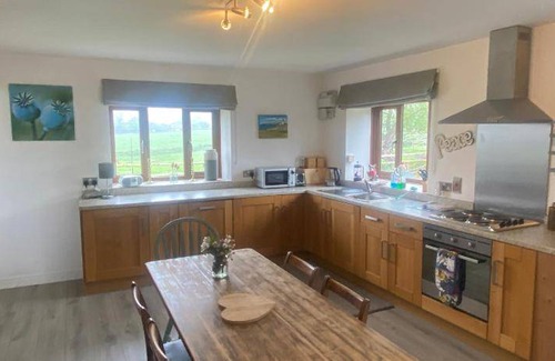 Lydney House | 110 m² House ∙ 2 bedrooms ∙ 6 guests