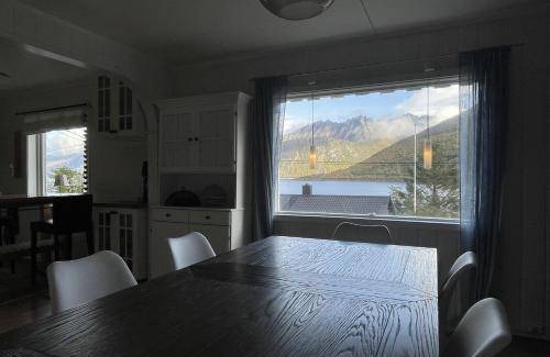 Botnhamn House | 110 m² House ∙ 3 bedrooms ∙ 6 guests