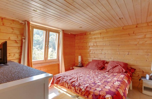 Le Cheylard House | 110 m² House ∙ 3 bedrooms ∙ 6 guests