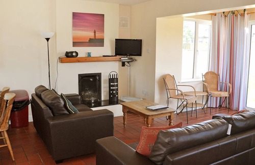Courtown House | 110 m² House ∙ 3 bedrooms ∙ 5 guests