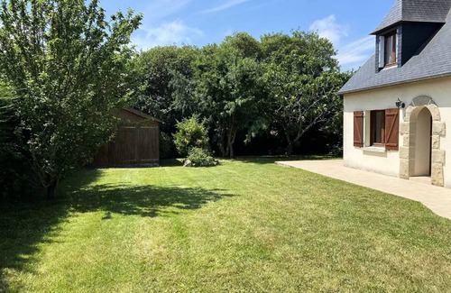 Plevenon House | 110 m² House ∙ 4 bedrooms ∙ 8 guests