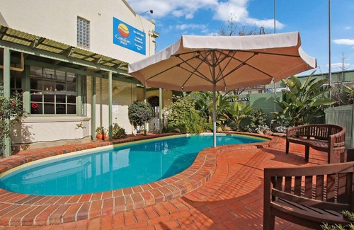 Wagga Wagga Hotel | 110 m² Motel ∙ 6 bedrooms ∙ 127 guests