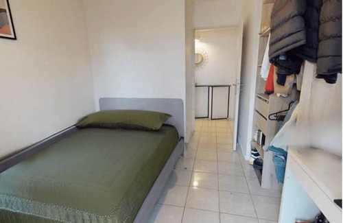 8th Arrondissement Resort | 110 m² Private room ∙ 1 bedroom ∙ 1 guest