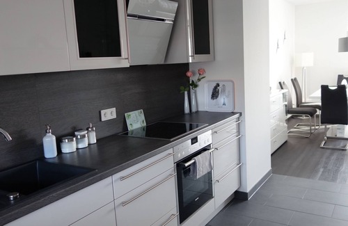 Wismar Apartment | 110 sqm "harbor suite" with 2 bathrooms