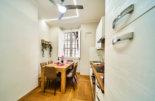 Quartiere XV Della Vittoria Apartment | 110sqm of elegance in spacious and bright apartment in Prati, in the heart of Rome